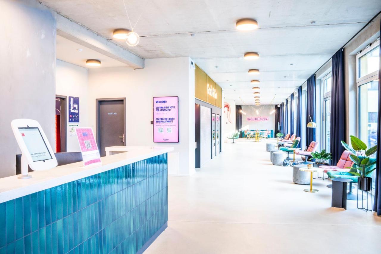 The Base Berlin One Hotel Luaran gambar