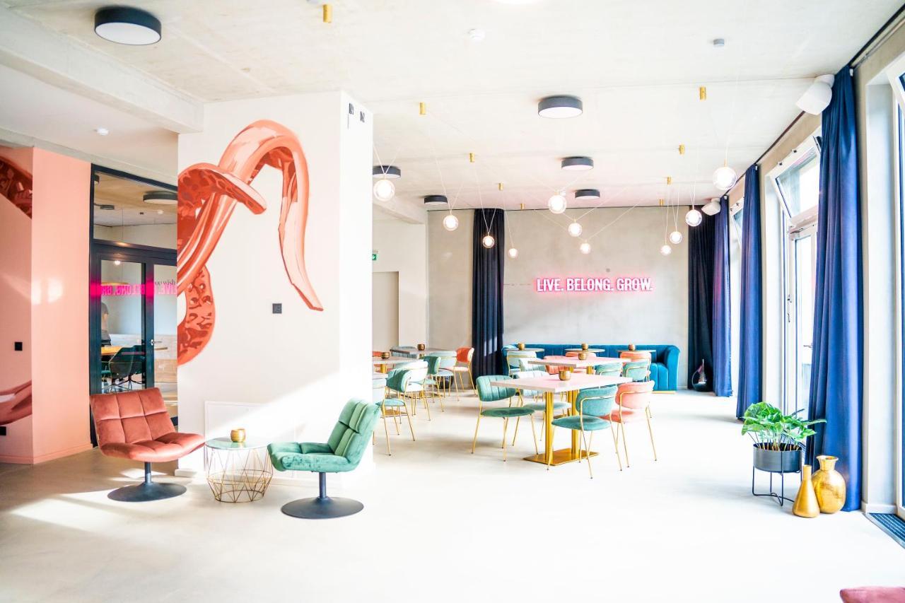The Base Berlin One Hotel Luaran gambar