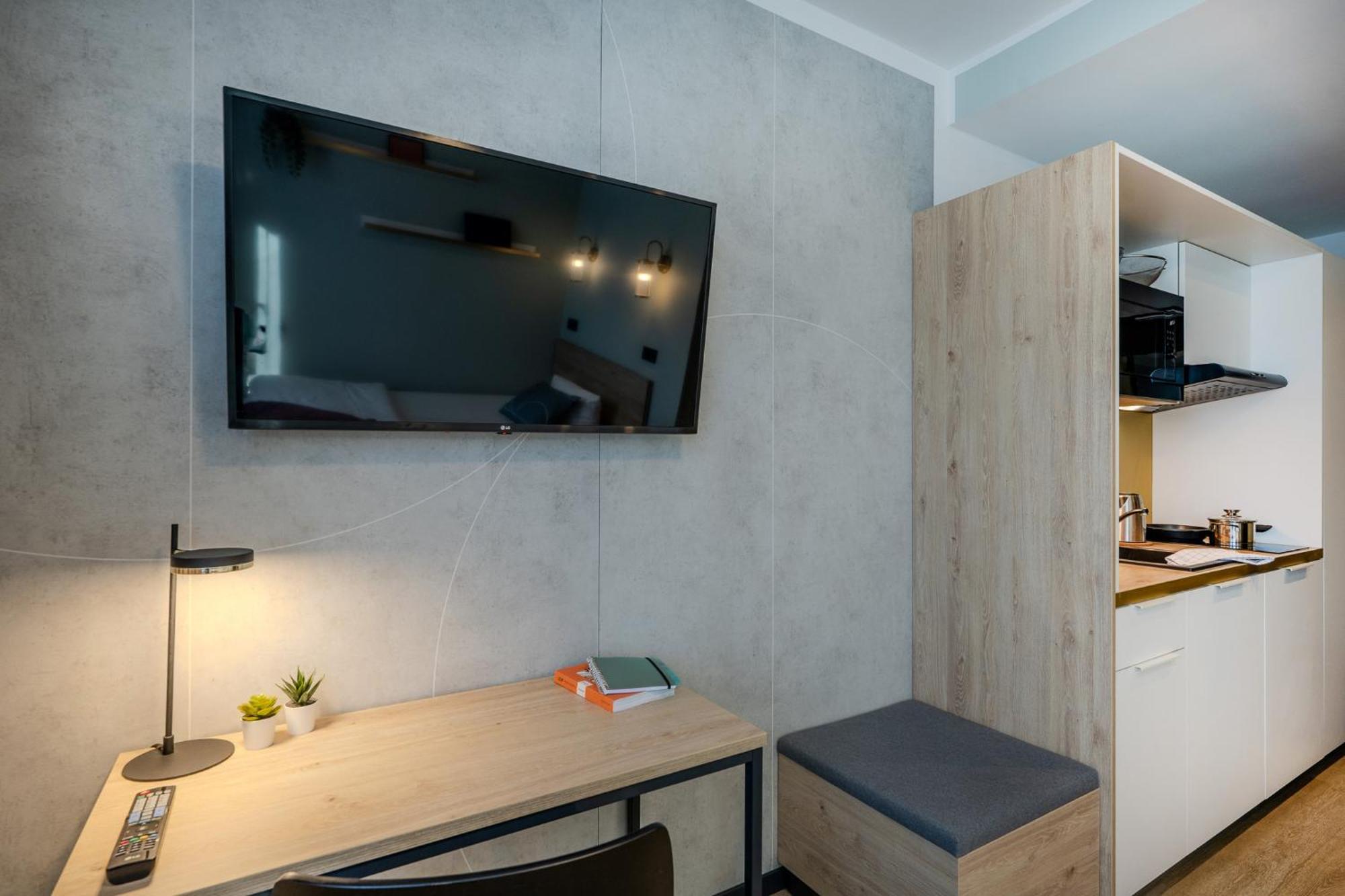 The Base Berlin One Hotel Luaran gambar