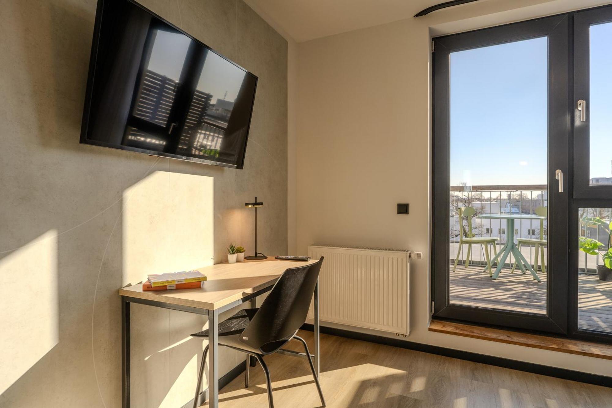 The Base Berlin One Hotel Luaran gambar