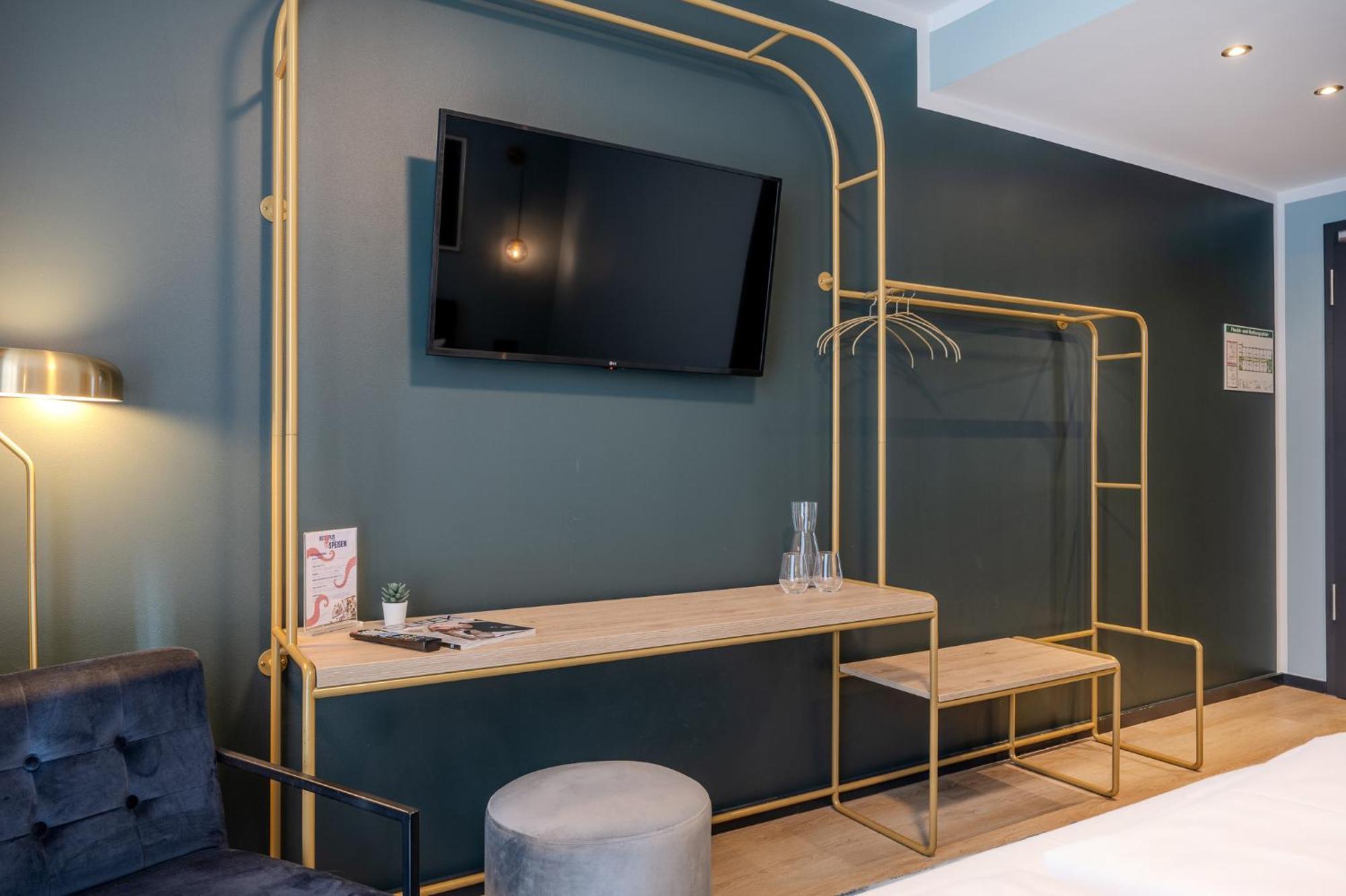 The Base Berlin One Hotel Luaran gambar